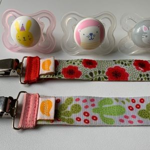 Paci & Clip Bundle